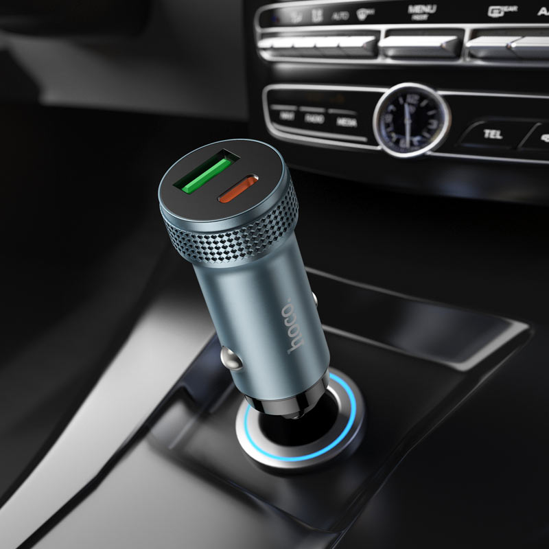 Car charger “Z49B Level” 38W cable set